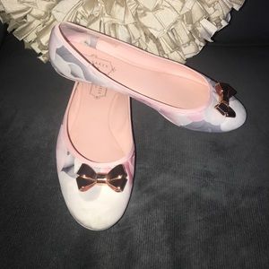 Ted Baker London Pink and White Flats with Bow